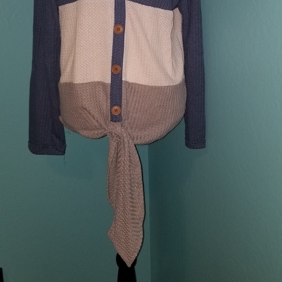 #7 ๐๏ธ๐๏ธ KNITTED LONG SLEEVED TIE FRONT SWEATE - Picture 6 of 6